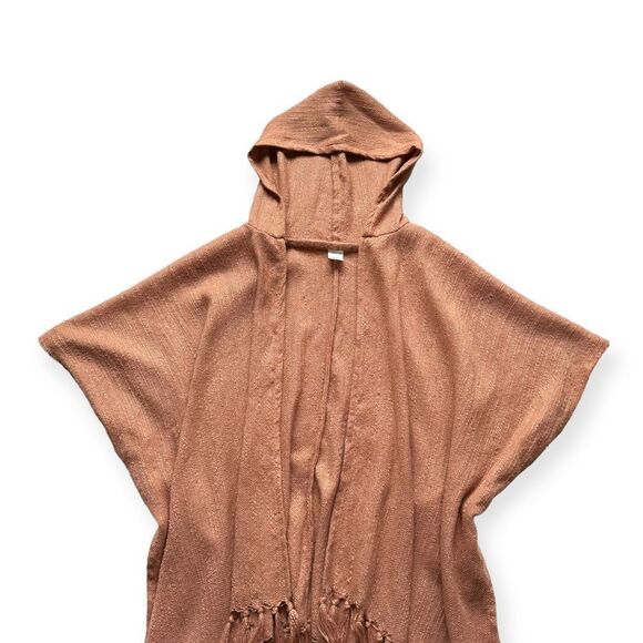🔃Francesca's Collections Orange Poncho Sweater With Hood - Picture 3 of 6